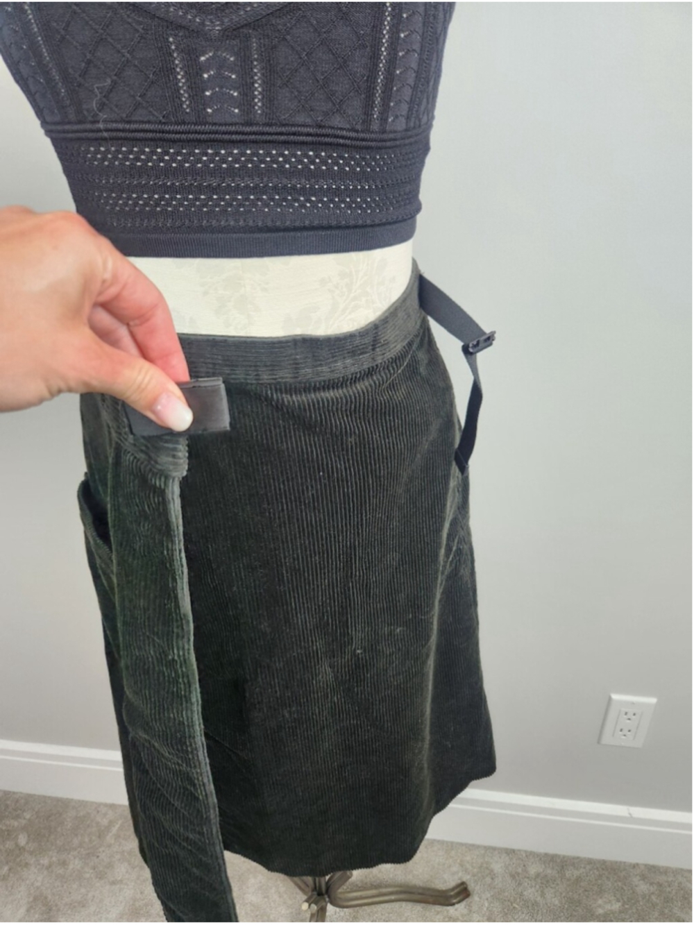 JW Anderson Uniqlo Dark Green Corduroy Wrap Skirt Sz S Dark Academia Fall Skirt - Picture 6 of 15